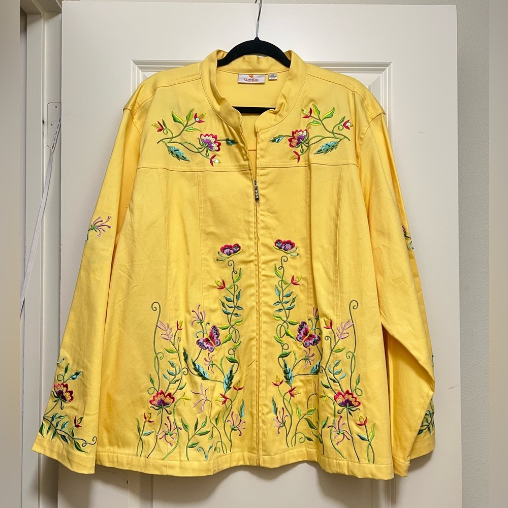 Quacker Factory Butter Yellow Floral Butterfly Embroidered Jacket